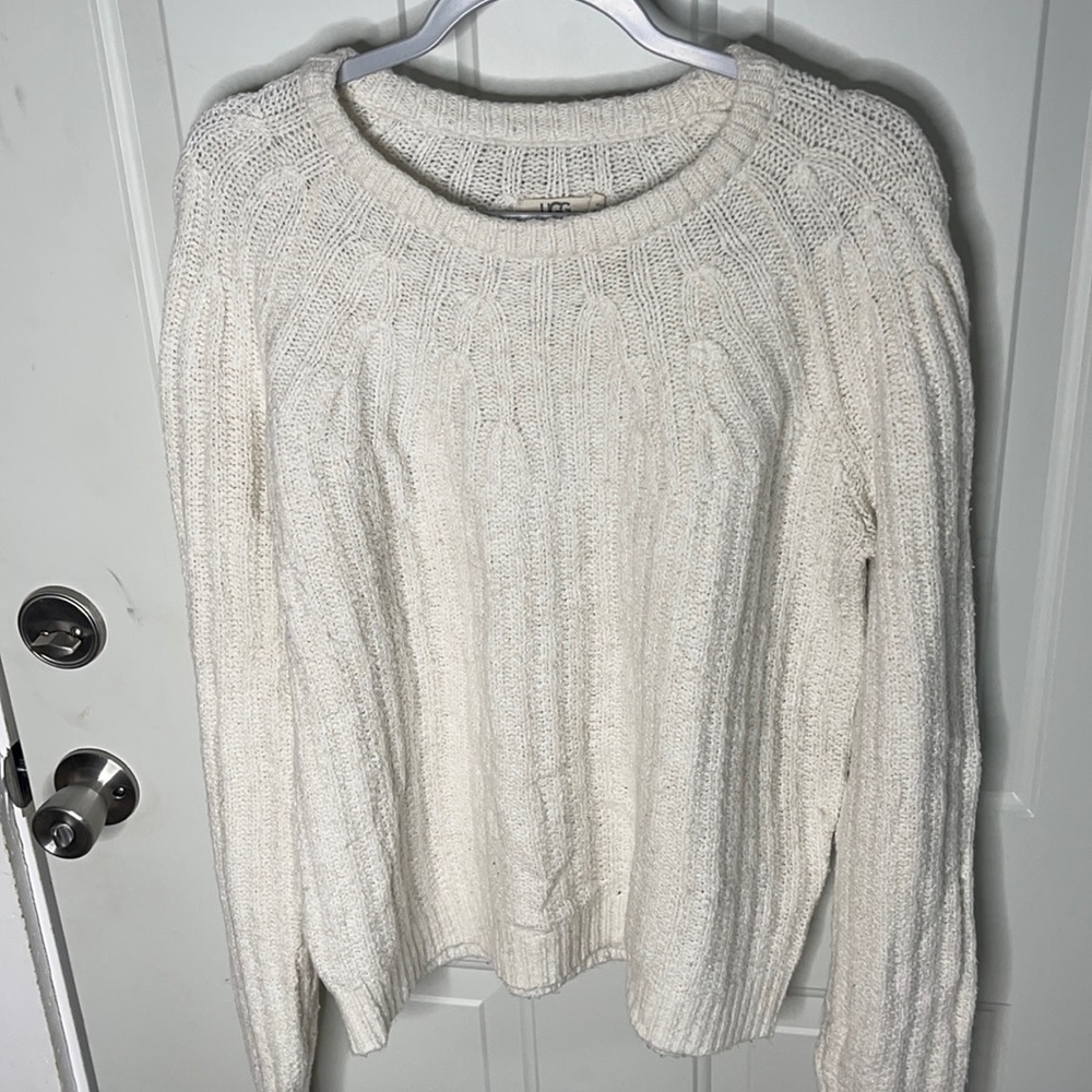 Women’s UGG CABLEKNIT SWEATER